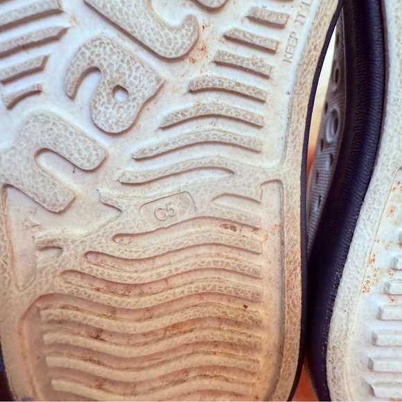 Natives - Picture 7 of 7